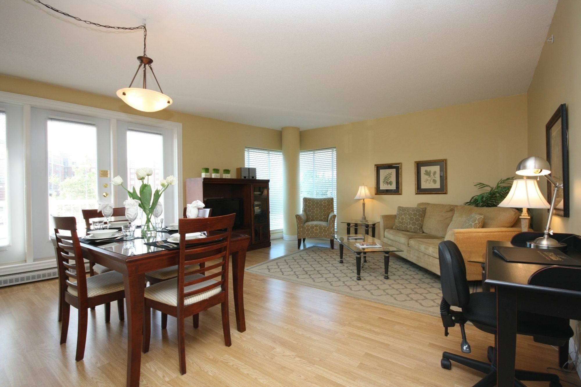 Premiere Suites Moncton Luaran gambar